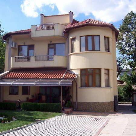 Fenerite Family Hotel Tyrgowiszte Zewnętrze zdjęcie
