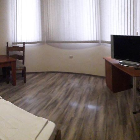 Fenerite Family Hotel Tyrgowiszte Zewnętrze zdjęcie