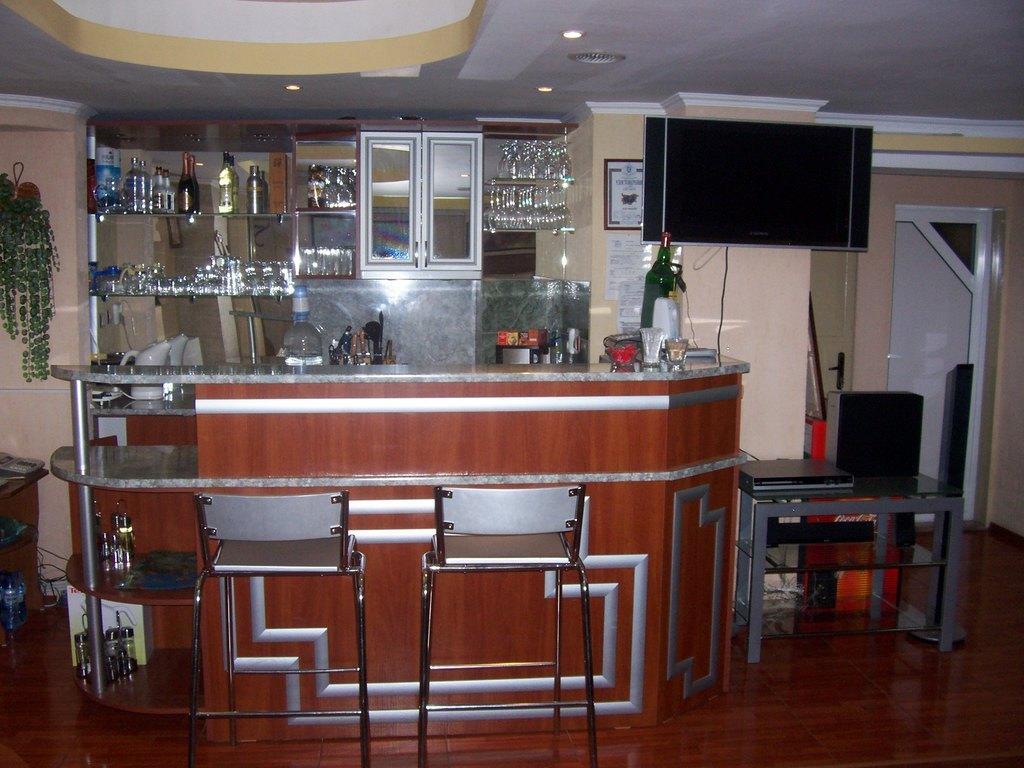 Fenerite Family Hotel Tyrgowiszte Zewnętrze zdjęcie